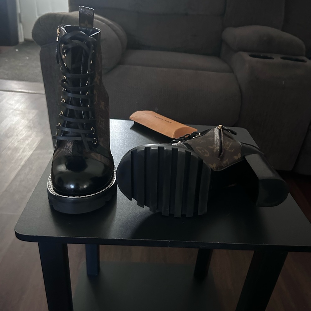 Louis Vuitton Black and Brown Lace Up Boots